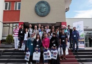 Yaz okulu öğrencileri Erzurum'da